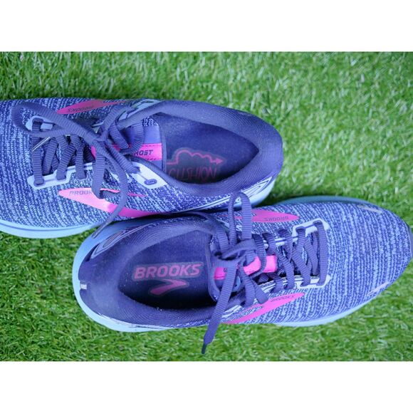 Brooks Ghost 14 - Women's Size 8 - Picture 5 of 7